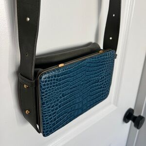 Lutz Morris. Chic Teal Crocodile-Embossed Crossbody Bag